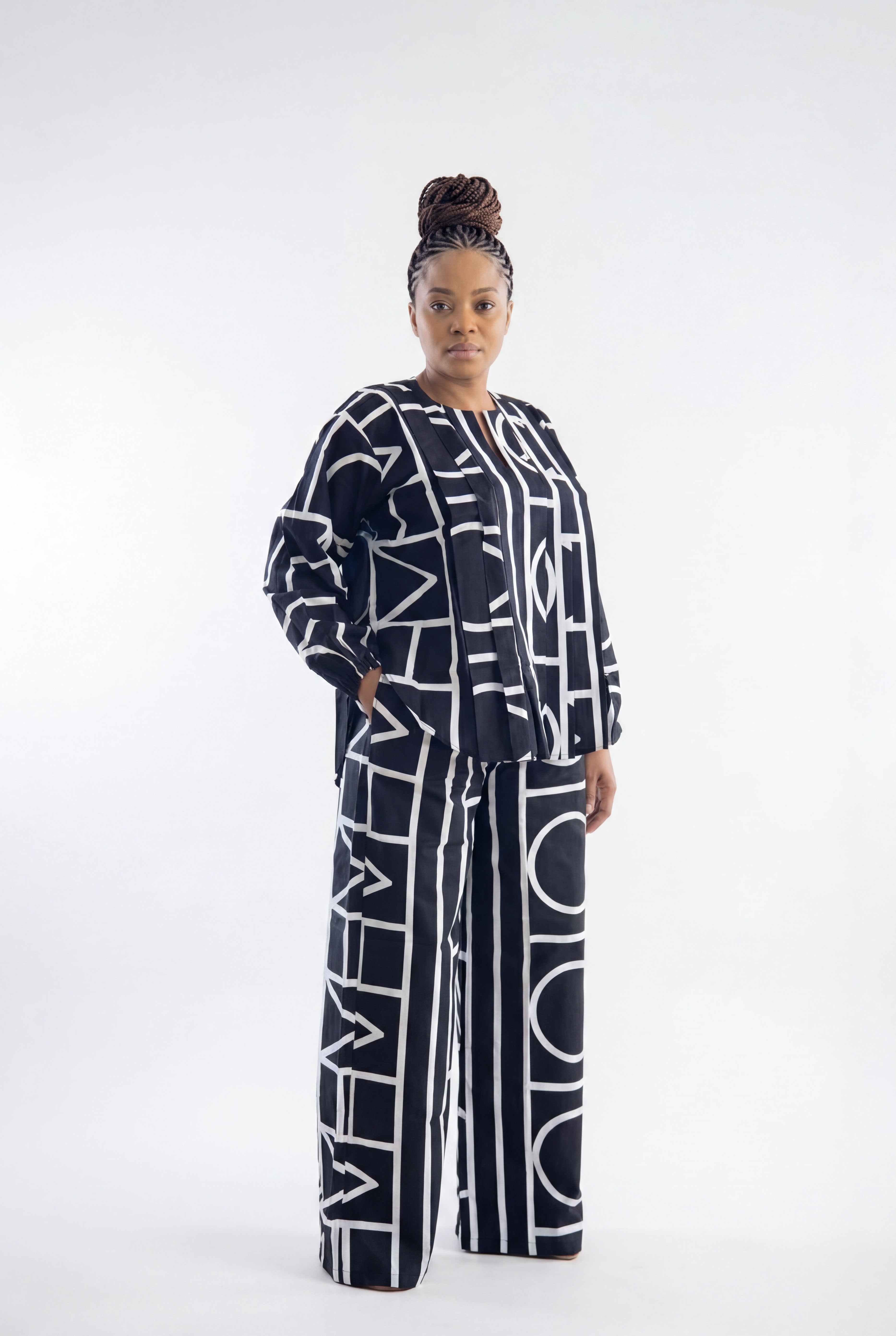 ŃGỌ́ZỊ GEOMETRIC PRINT SET